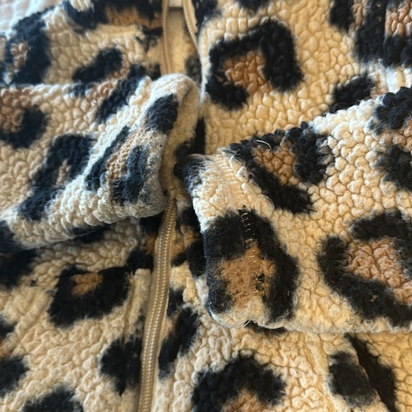 Animal Print Zip up - Picture 2 of 3